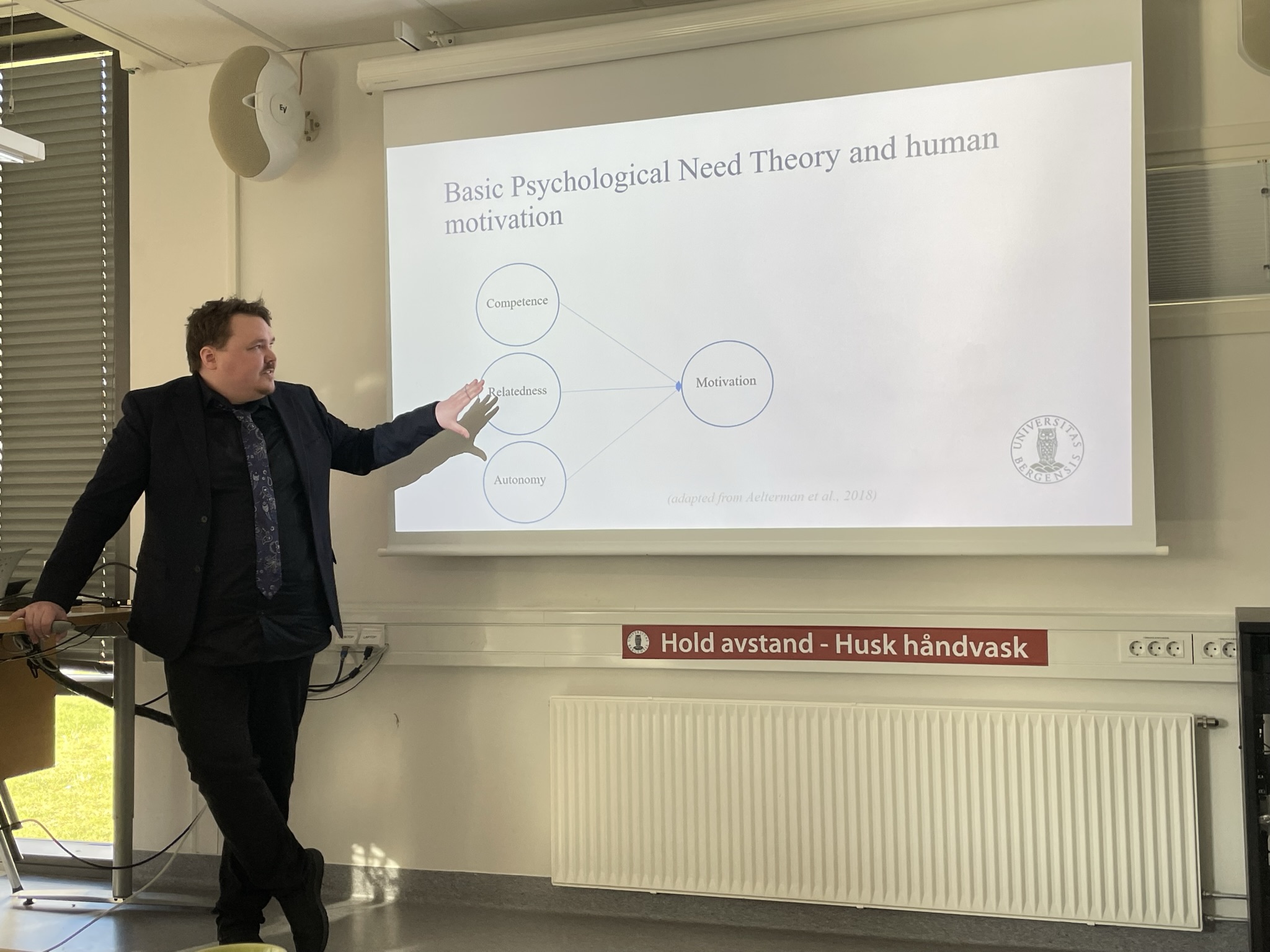 Marius Ole Johansen presents his trial lecture